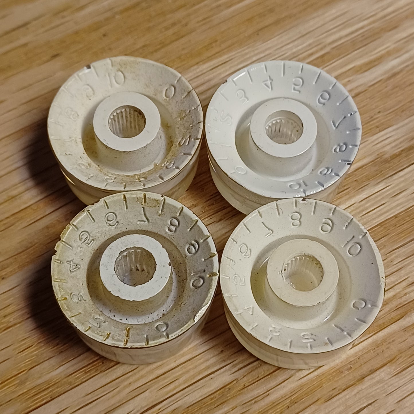 Vintage Gibson Speed Knobs - White 80s (4)