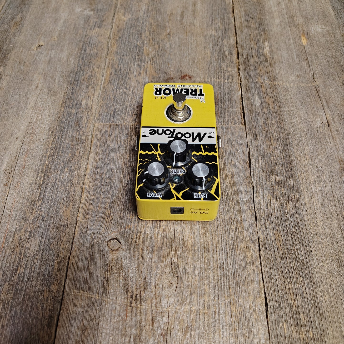 Used Mod Tone Harmonic Temor Pulse Tremolo