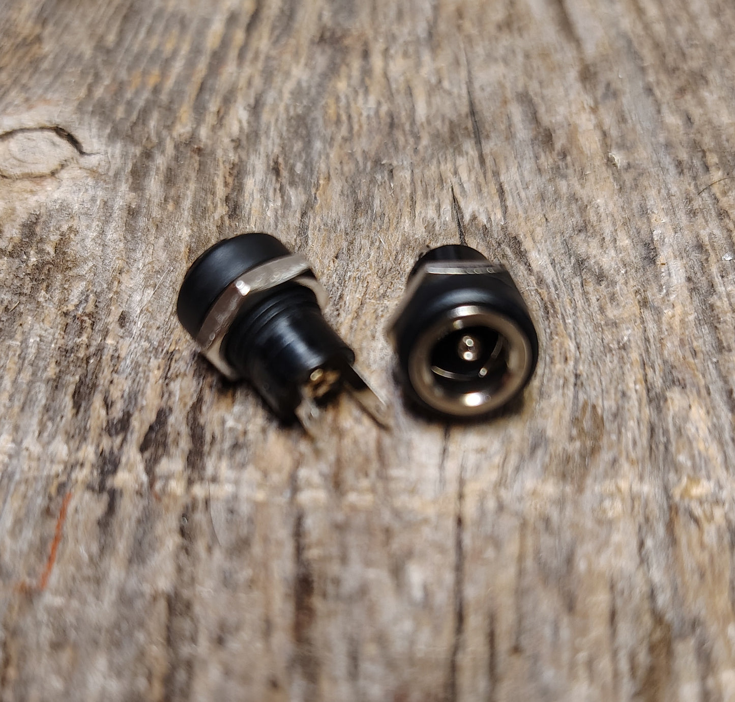 More Gain Parts Original Lumberg Style, DC Panel Mount, Low Profile Power Jack