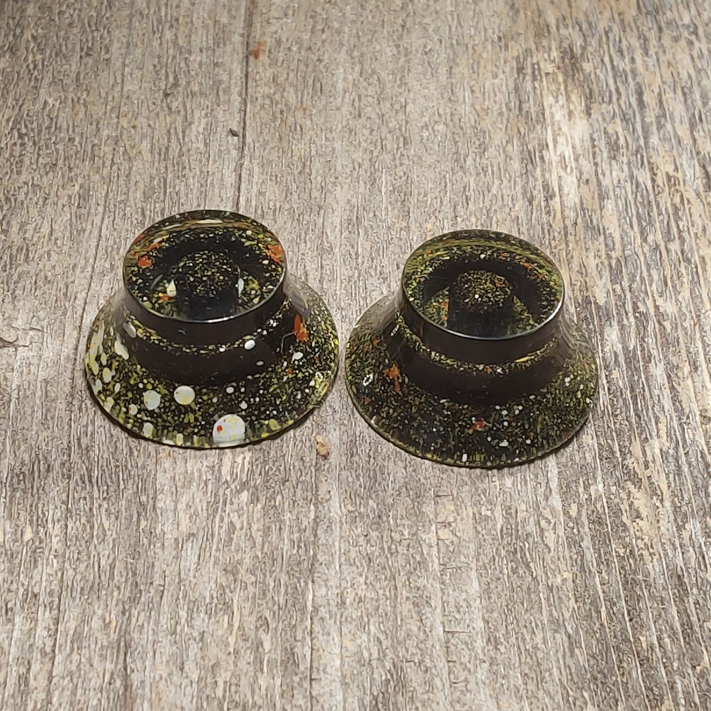 Allparts PK-0149-023 Black Speckled Bell Knobs (2)