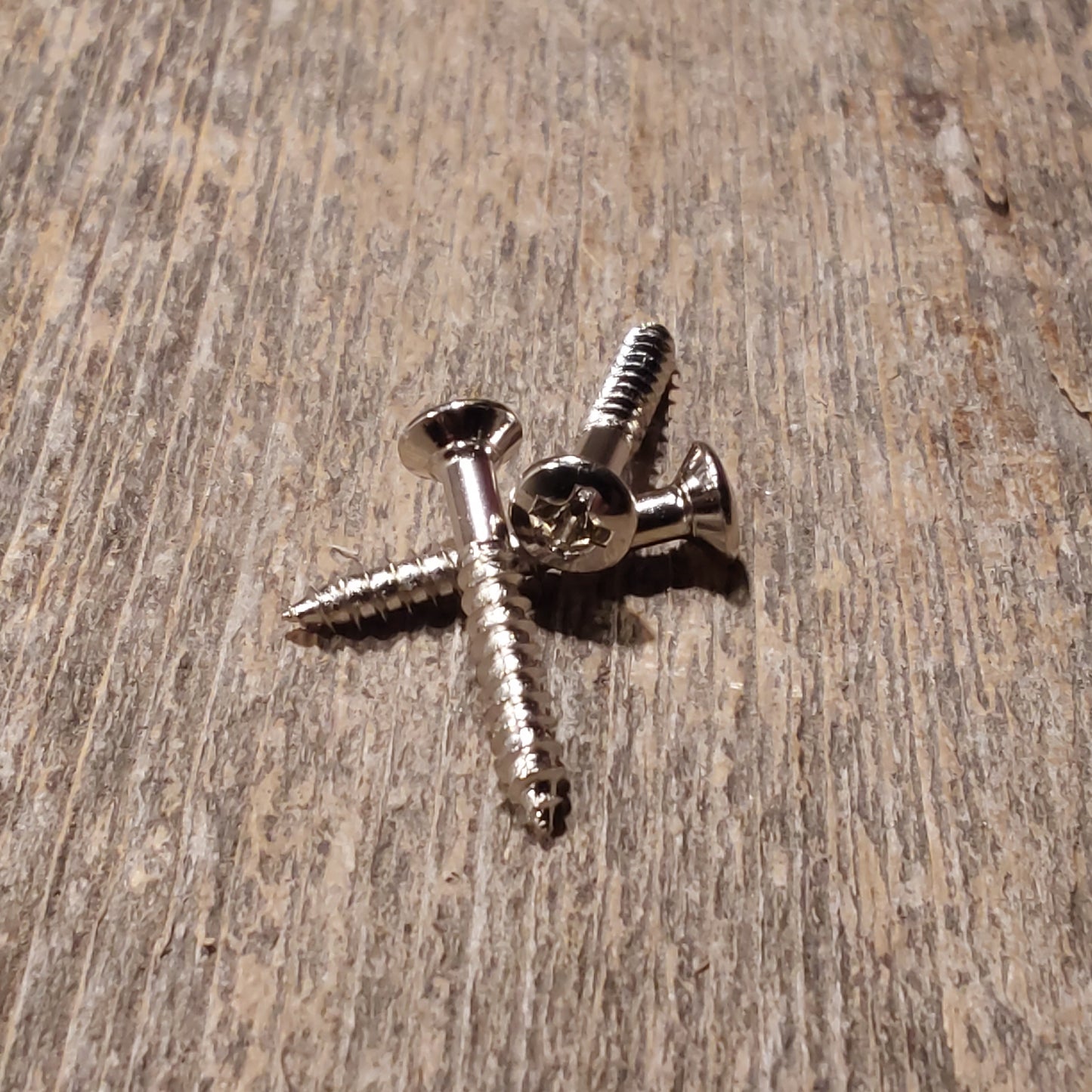 More Gain Parts Bridge / Strap Screw (Chrome, Black, Brass) (6)