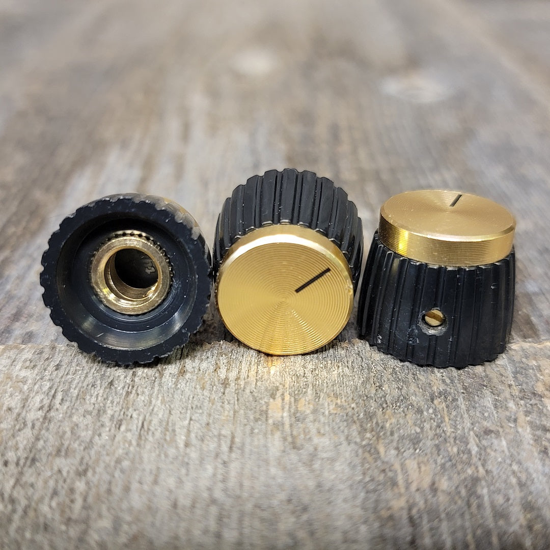K393 Knob for British M Style Amp Black with Gold Cap Set Screw Single