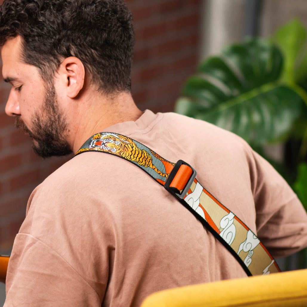 Levy's MPD2-124 Japanese Traditional Tiger Motif 2 inch polyester Guitar Strap