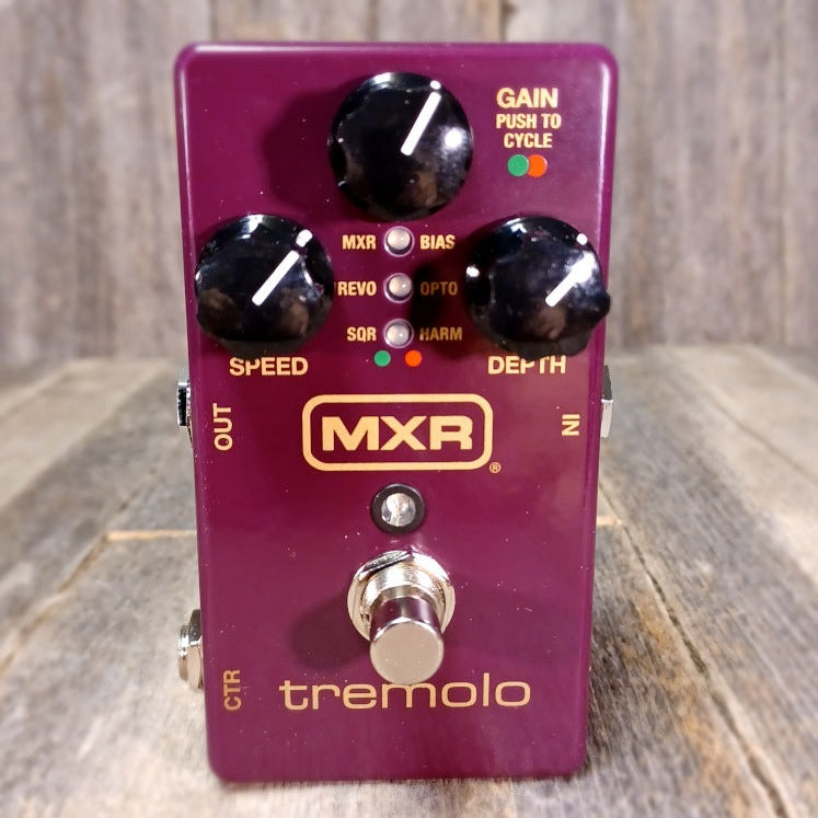 mxr m305 tremolo pedal MXR M305 Tremolo Pedal