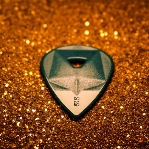 Rombo Picks Diamond Picks (multiple colors)