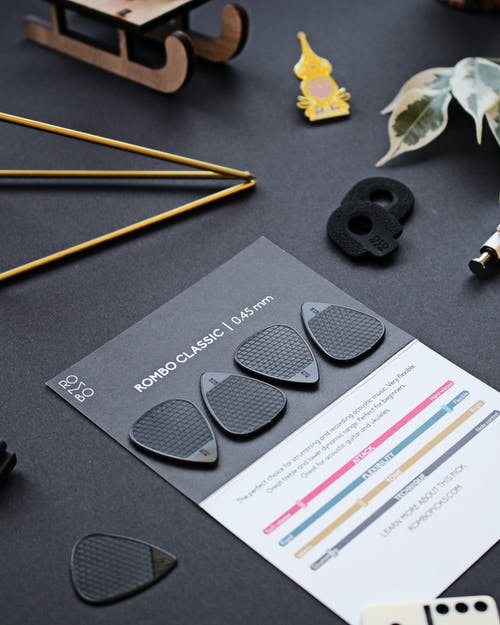 Rombo Picks Classic Picks (multiple colors)