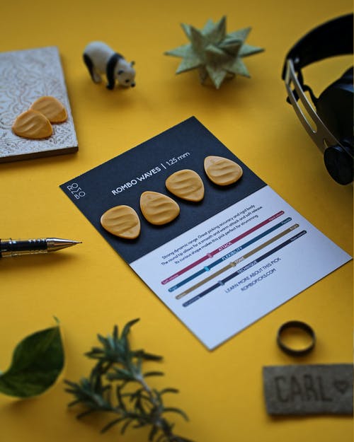 Rombo Picks Waves Picks (multiple colors)
