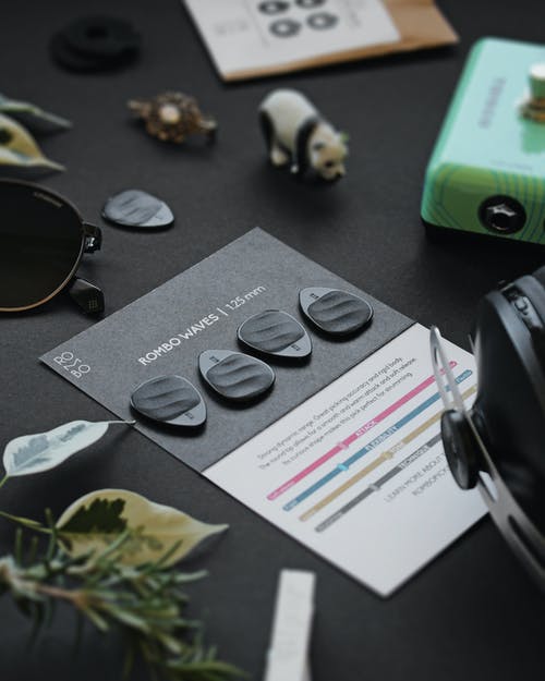 Rombo Picks Waves Picks (multiple colors)