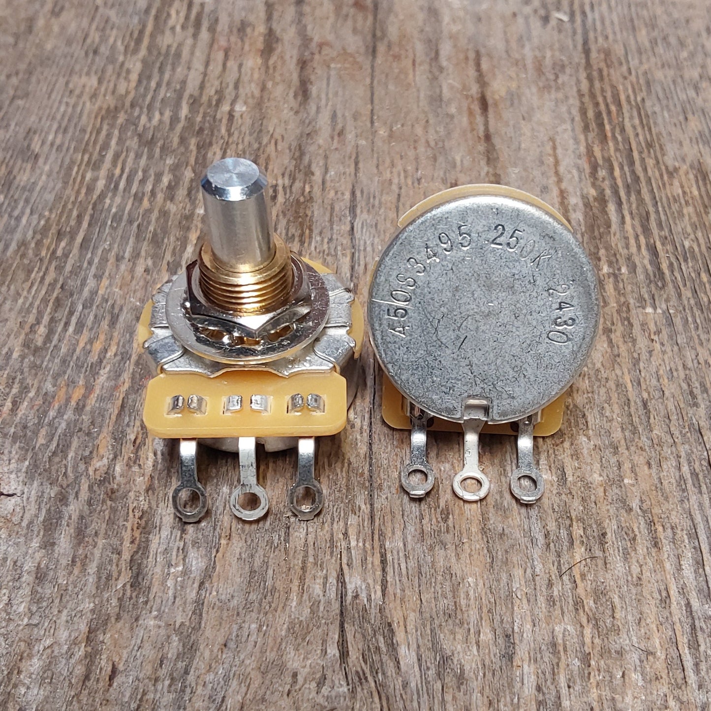 CTS 450S Potentiometer 3/8" Solid Shaft 250K Ohm Audio Taper