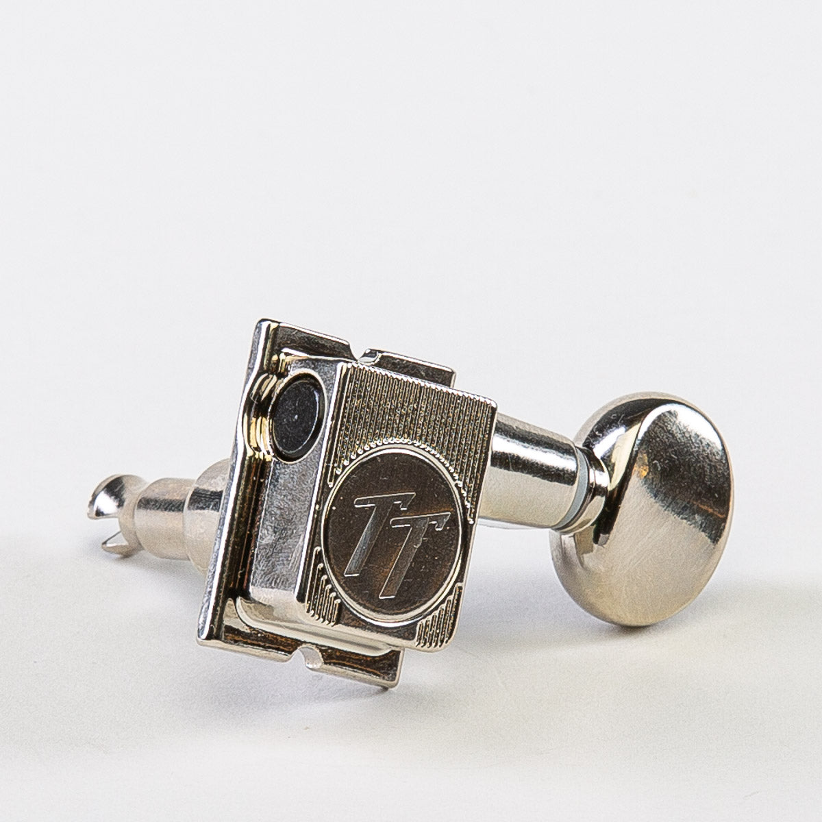 True Tune - Vin Mod 6IL Staggered Post - Oval Button