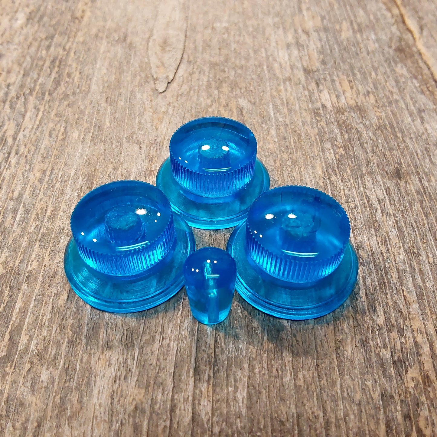 Knobhead PDX - Ice Blue Set of 3 Bell Knobs w/ Blade Switch tip