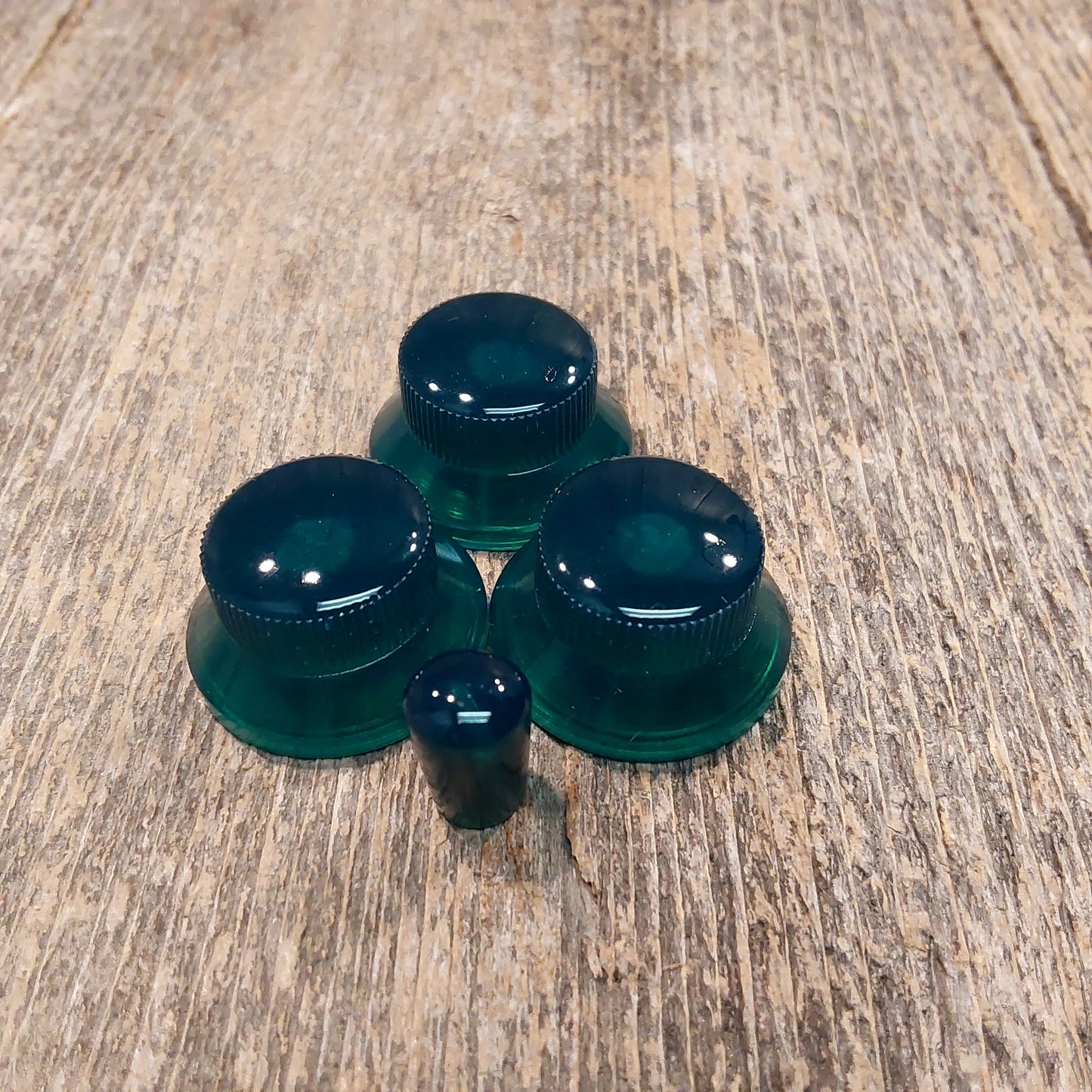 Knobhead PDX - Uji Green Bell knobs Set of 3 w/ Blade Switch tip